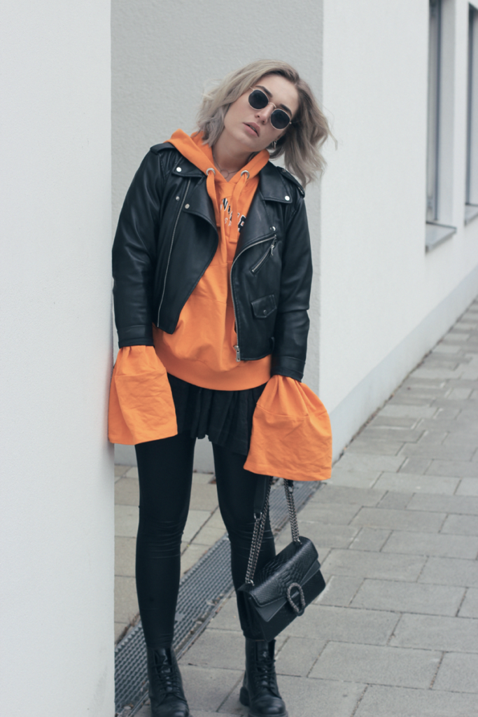 Outfit-ootd-Style-Streetstyle-Asos-Dr. Martens-Sassyclassy-Modeblog-Fashionblog-Lifestyleblog-Munich-Muenchen-Lauralamode-Fashion-Blogger-Lauralamode
